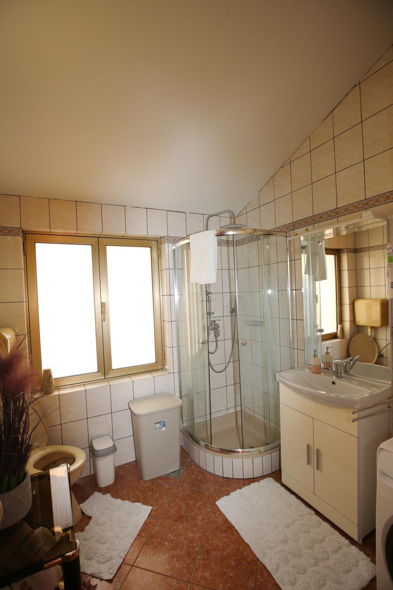 Apartman Vali ツリクヴェニツァ エクステリア 写真